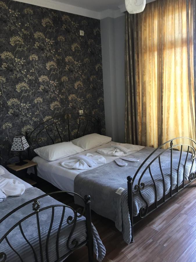 Hotel Twins G&G Kobuleti Exterior foto